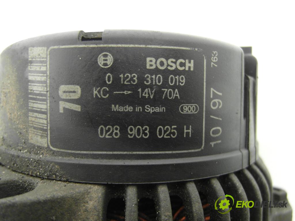 VW POLO (6N1) HB 1996 44,00 1.4 60 1390,00 Alternátor 0123310019 ; 028903025H (Alternátor)