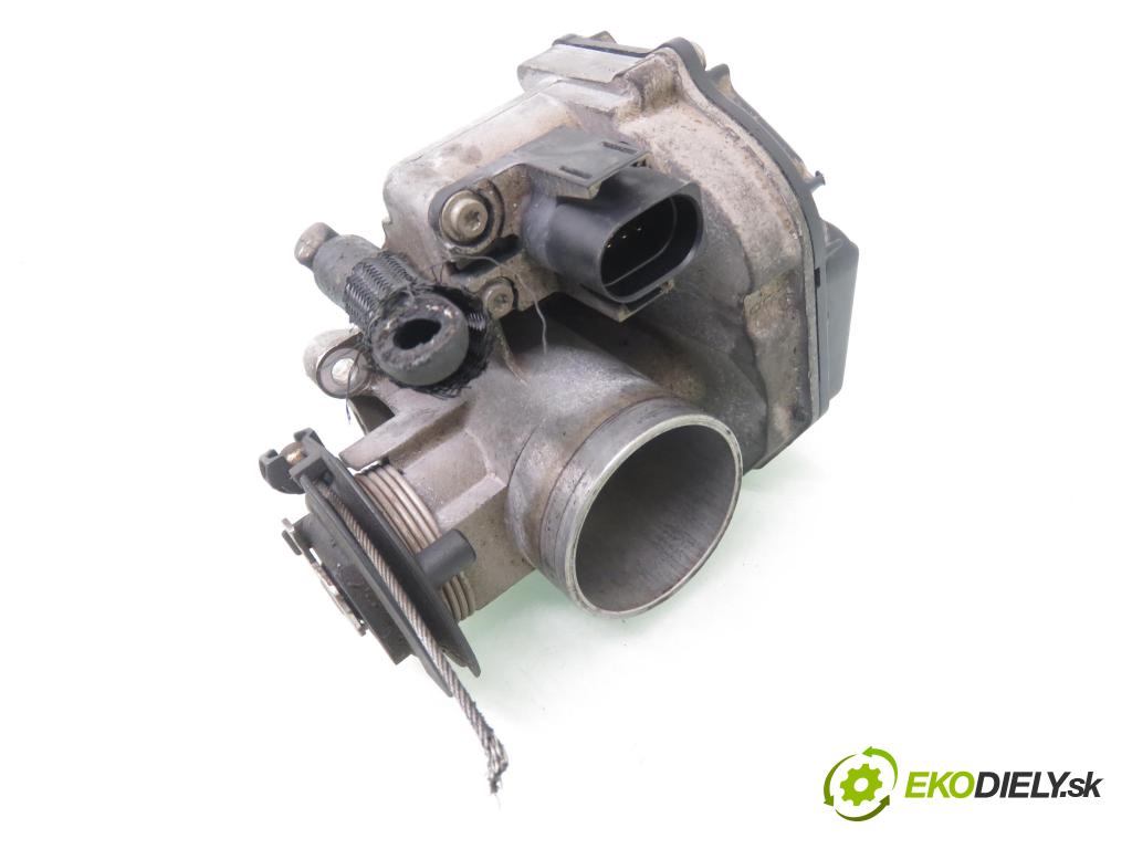 VW POLO (6N1) HB 1996 44,00 1.4 60 1390,00 Škrtiaca klapka 030133064D (Škrtiaca klapka)