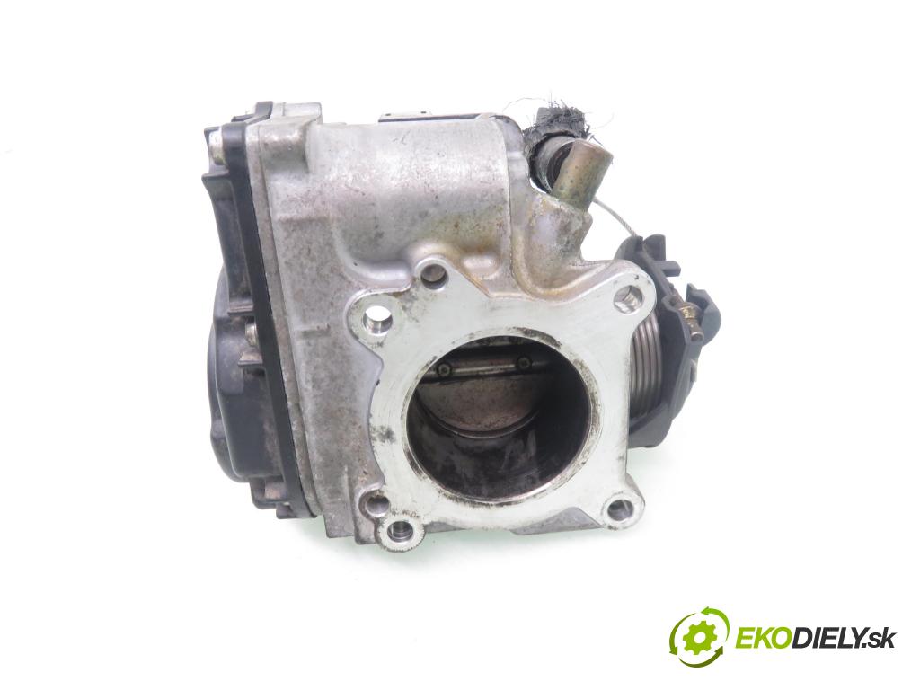 VW POLO (6N1) HB 1996 44,00 1.4 60 1390,00 Škrtiaca klapka 030133064D (Škrtiaca klapka)