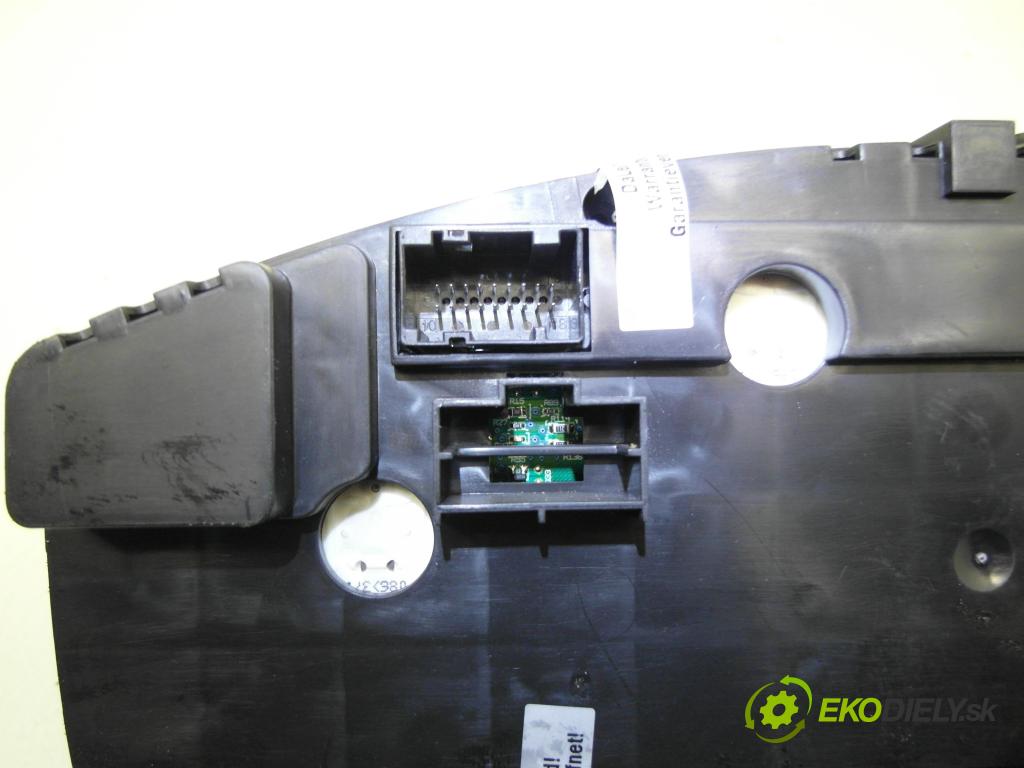 FIAT STILO (192_) HB 2004 76,00 1.6 16V 103 - 182 B6.000 1596,00 prístrojovka elektrický 1FCF10849AAE ; 51740480