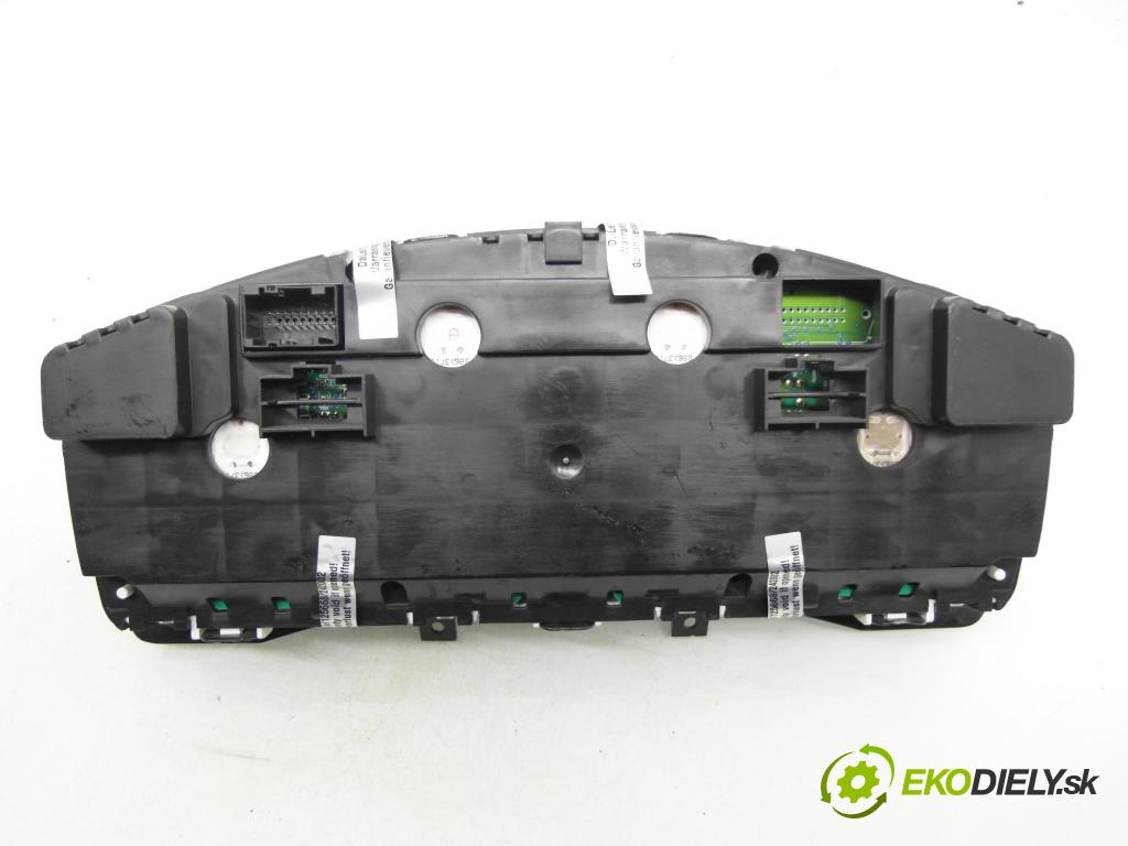 FIAT STILO (192_) HB 2004 76,00 1.6 16V 103 - 182 B6.000 1596,00 prístrojovka elektrický 1FCF10849AAE ; 51740480