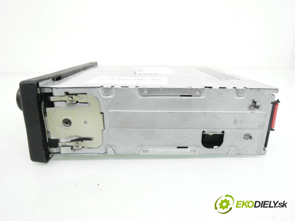 OPEL ZAFIRA A Nadwozie Wielkopojemne (MPV) (T98)  MINIVAN 2000 85,00 1.8 16V - X 18 XE1 1796,00 RADIO CD 09136107 ; CDR500E