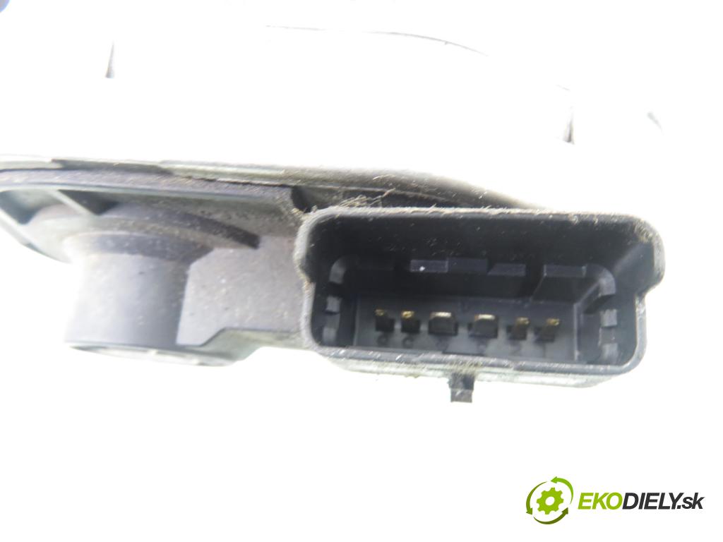 FIAT STILO (192_) HB 2004 76,00 1.6 16V 103 - 182 B6.000 1596,00 Škrtiaca klapka CA0011607B (Škrtiaca klapka)