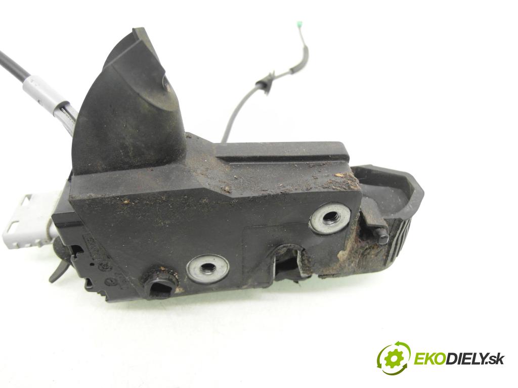 CITROEN C4 I (LC_) HB 2007 80,00 1.6 HDi 109 - 9HZ (DV6TED4) 1560,00 zámok 9683416580 ; 40517122
