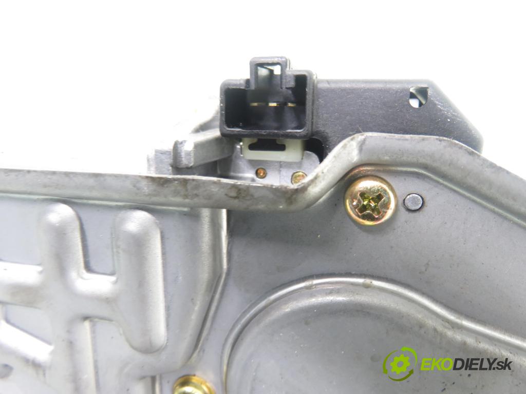 TOYOTA COROLLA kombi (_E12_) KOMBI 2004 81,00 1.6 VVT-i (ZZE121_) - 3ZZ-FE 1598,00 Motorček stierače zadné 8513013120 ; 1592004992