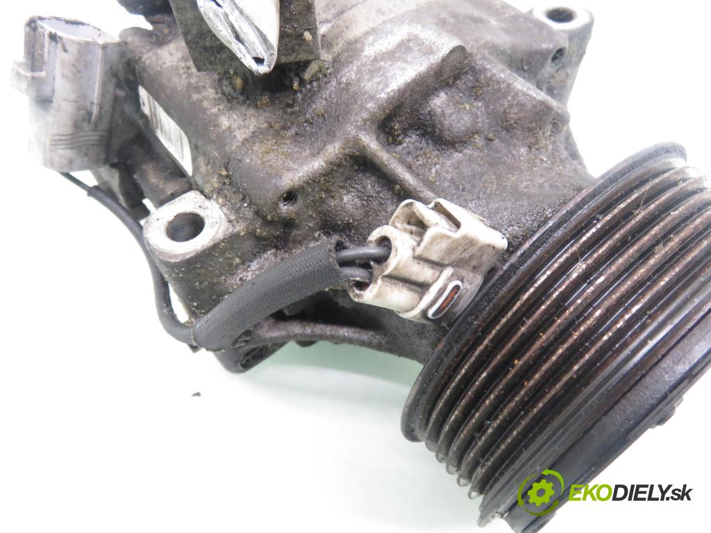 TOYOTA COROLLA kombi (_E12_) KOMBI 2004 81,00 1.6 VVT-i (ZZE121_) - 3ZZ-FE 1598,00 KOMPRESOR: klimatizácie 4472206364 (Kompresor klimatizácie)