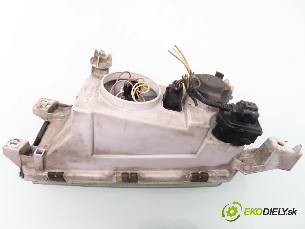 SKODA OCTAVIA I (1U2) SEDAN 1998 55,00 1.6 - AEE 1598,00 Svetlo PP 24608600