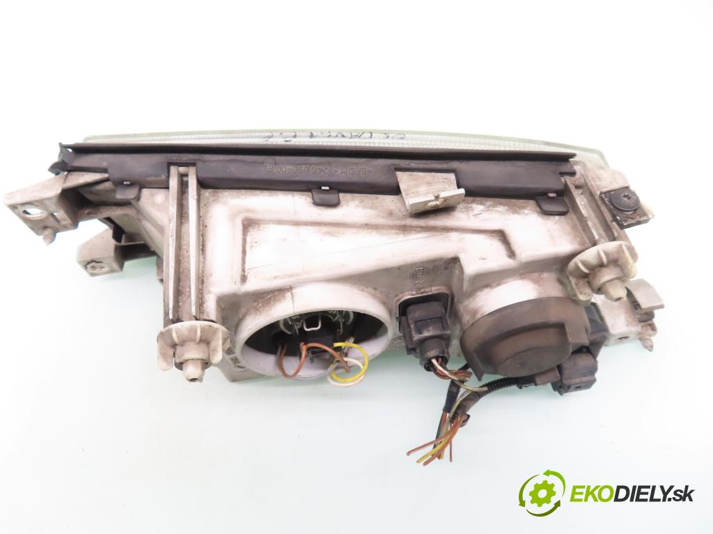 SKODA OCTAVIA I (1U2) SEDAN 1998 55,00 1.6 - AEE 1598,00 Svetlo PP 24608600