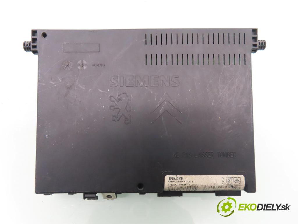 PEUGEOT 206 liftback (2A/C) HB 2000 440,00 1.1 i - HFX (TU1JP) 1124,00 MODUL BSI S105872300G ; 9626460880