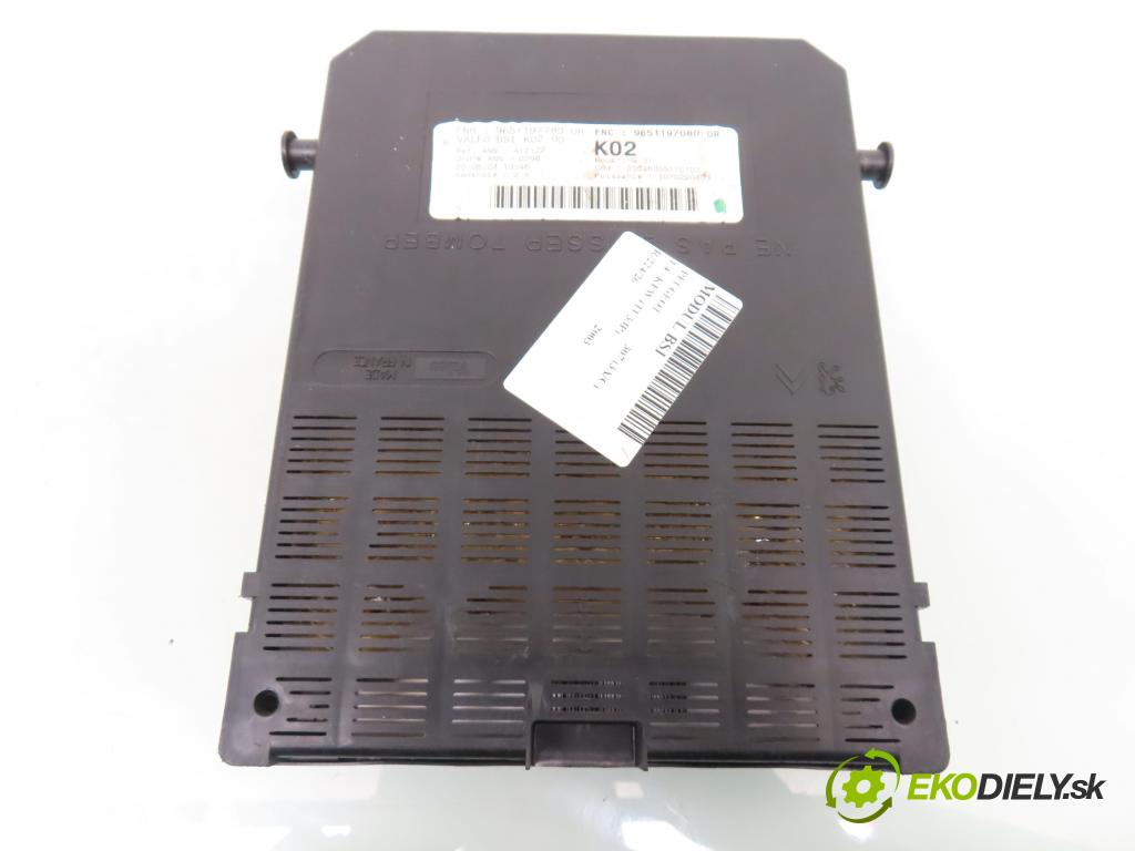 PEUGEOT 307 (3A/C) HB 2003 55,00 1.4 - KFW (TU3JP) 1360,00 MODUL BSI 9651197780 ; 9651197080
