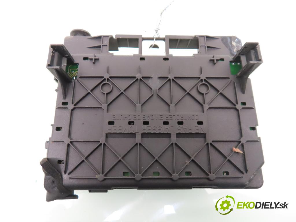 PEUGEOT 206 liftback (2A/C) HB 2001 440,00 1.1 i - HFX (TU1JP) 1124,00 MODUL BSM S118470002C