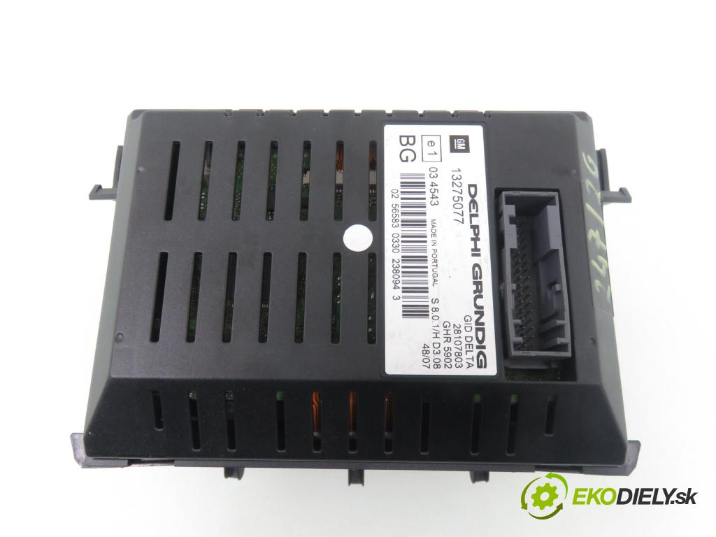 OPEL ZAFIRA B (A05) MINIVAN 2007 88,00 1.9 CDTI 8V 120 - Z 19 DT 1910,00 RADIO CD 13275077 ; 13255557 ; 497316088