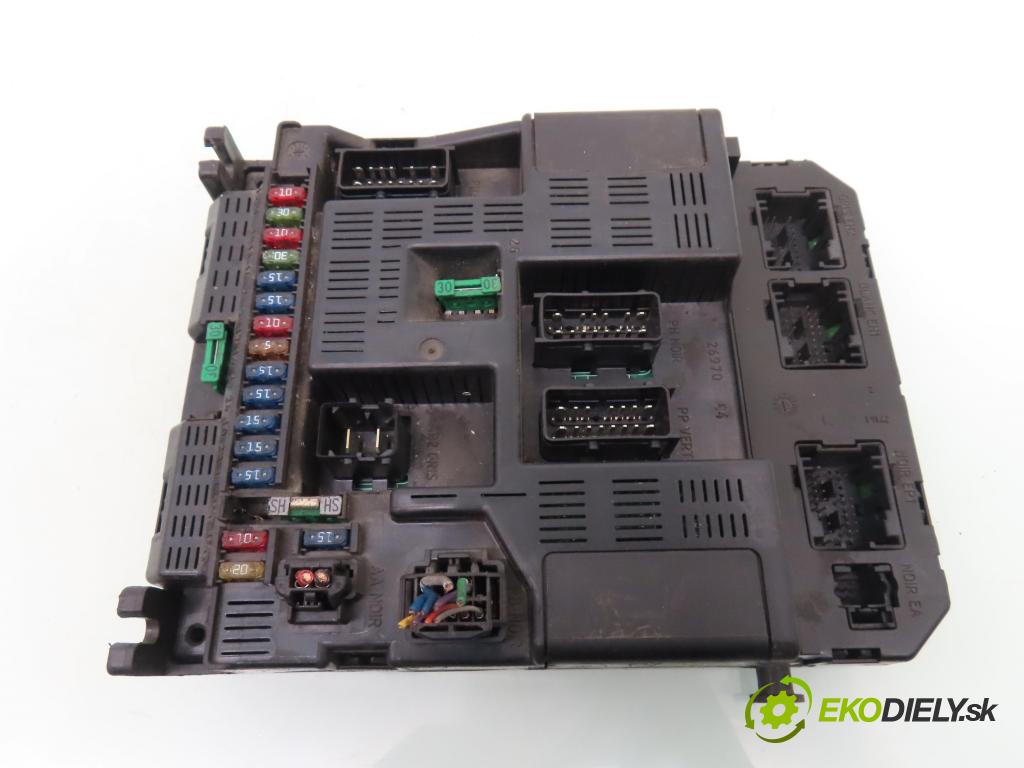 PEUGEOT 307 (3A/C) HB 2002 79,00 2.0 HDi 110 - RHS 1997,00 MODUL BSI 9644098180 ; 9636760580F