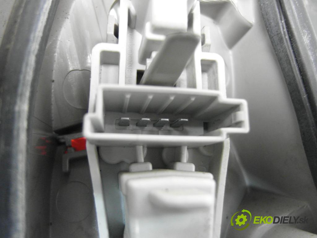 FORD MONDEO IV Turnier (BA7) KOMBI 2009 103,00 2.0 TDCi - QXBA 1997,00 Svetlo pravé zadné 7S7113404B ; 0374D