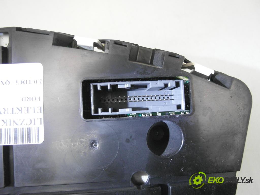 FORD MONDEO IV Turnier (BA7) KOMBI 2009 103,00 2.0 TDCi - QXBA 1997,00 Prístrojovka elektrický VP6M2F10890A