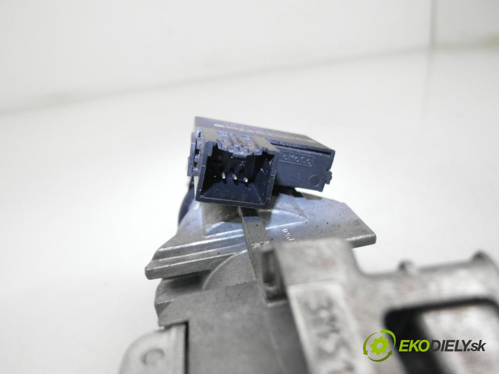 FORD MONDEO IV Turnier (BA7) KOMBI 2009 103,00 2.0 TDCi - QXBA 1997,00 spinačka 3M513F880AD ; D75200131C ; 6E5T15607BA (Spínacia skrinka)