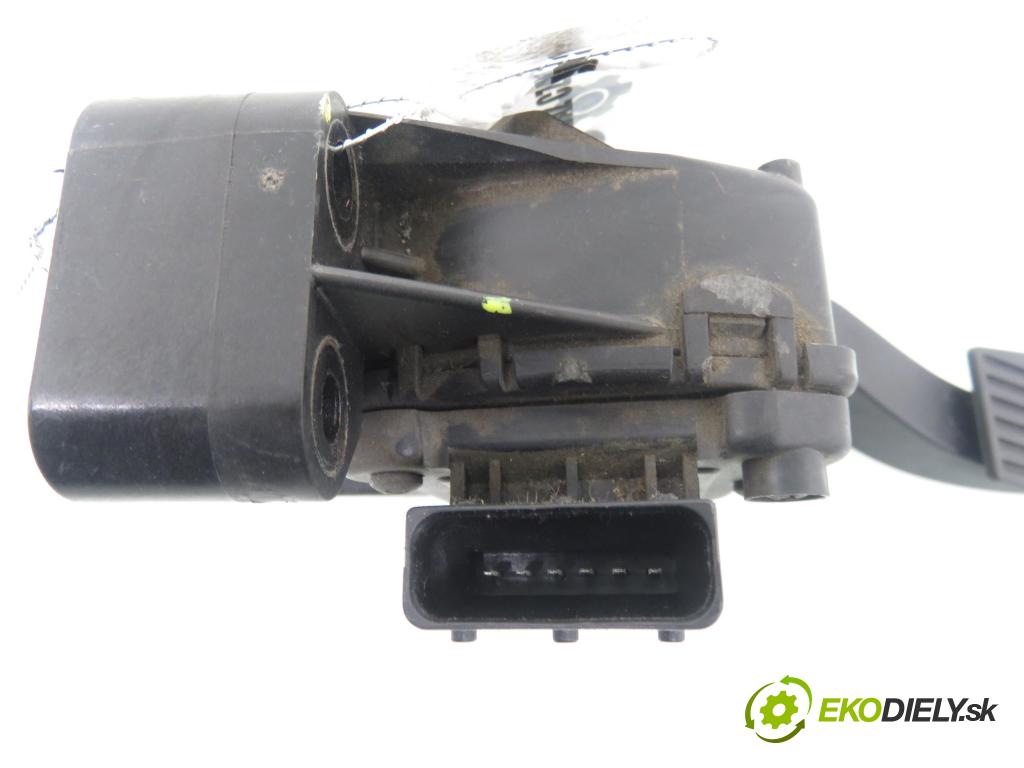 OPEL ASTRA H (A04) HB 2004 77,00 1.6 - Z 16 XEP 1598,00 Potenciometer plynu 9157998BK (Potenciometer plynového pedálu)