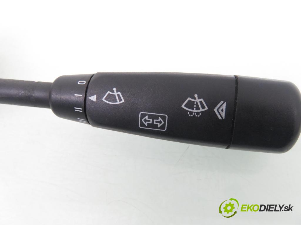 MERCEDES-BENZ KLASA A (W168) HB 2002 60,00 1.4 A 140 82 - M 166.940 1397,00 / páčka ľavá strana 1685450110 ; HLS202753