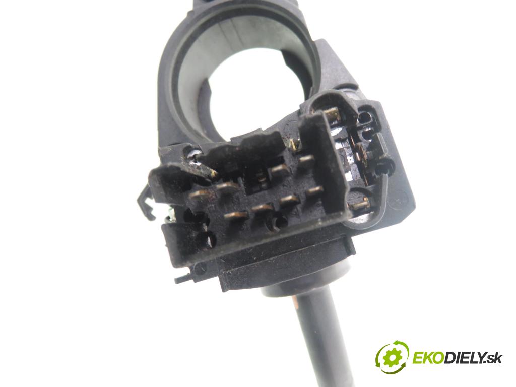 MERCEDES-BENZ KLASA A (W168) HB 2002 60,00 1.4 A 140 82 - M 166.940 1397,00 / páčka ľavá strana 1685450110 ; HLS202753