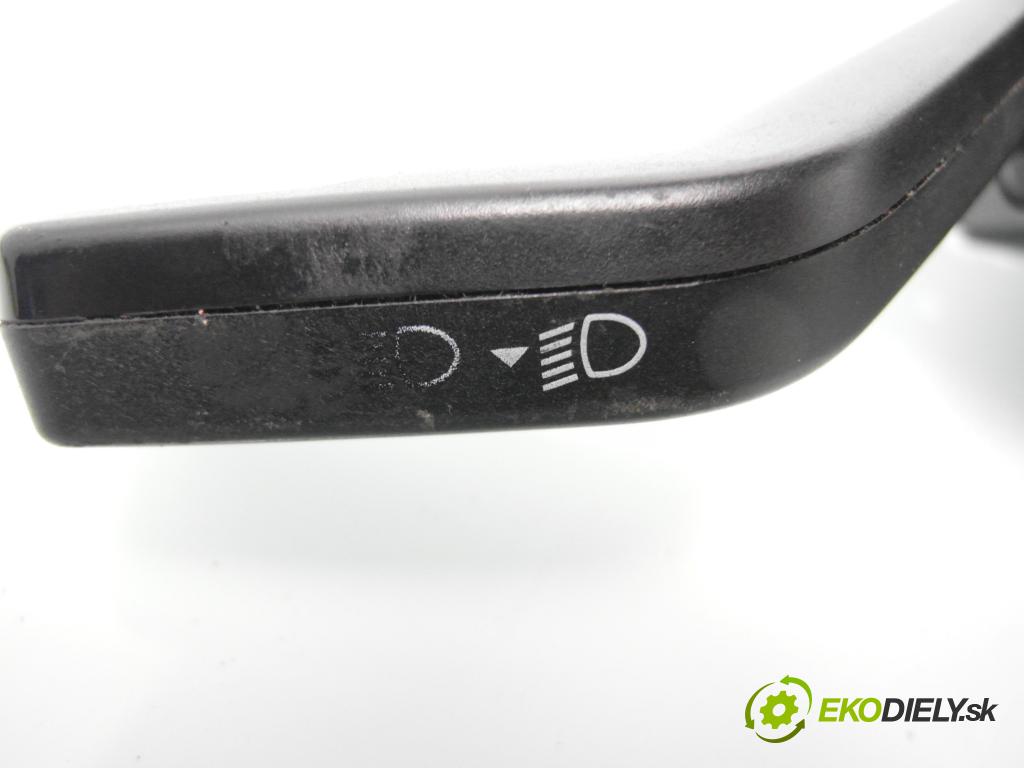 FORD MONDEO IV Turnier (BA7) KOMBI 2009 103,00 2.0 TDCi - QXBA 1997,00 páčka/prepínač 6G9T13N064CL ; 6G9T13335AF ; 6G9T17A553AE