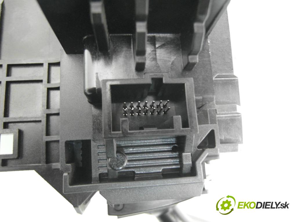 FORD MONDEO IV Turnier (BA7) KOMBI 2009 103,00 2.0 TDCi - QXBA 1997,00 páčka/prepínač 6G9T13N064CL ; 6G9T13335AF ; 6G9T17A553AE