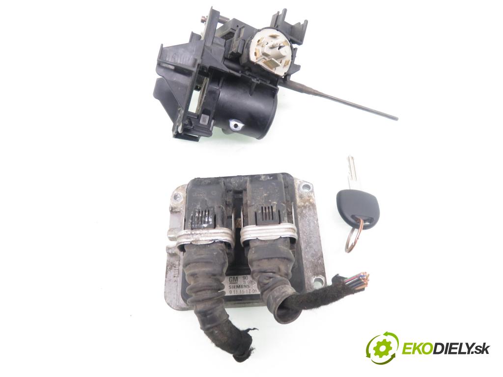 OPEL ZAFIRA A Nadwozie Wielkopojemne (MPV) (T98)  MINIVAN 2000 85,00 1.8 16V 116 - X 18 XE1 1796,00 spinačka / imobilizéra IMMO / Riadiaca jednotka 90582539 ; 90589313 ; 24418927