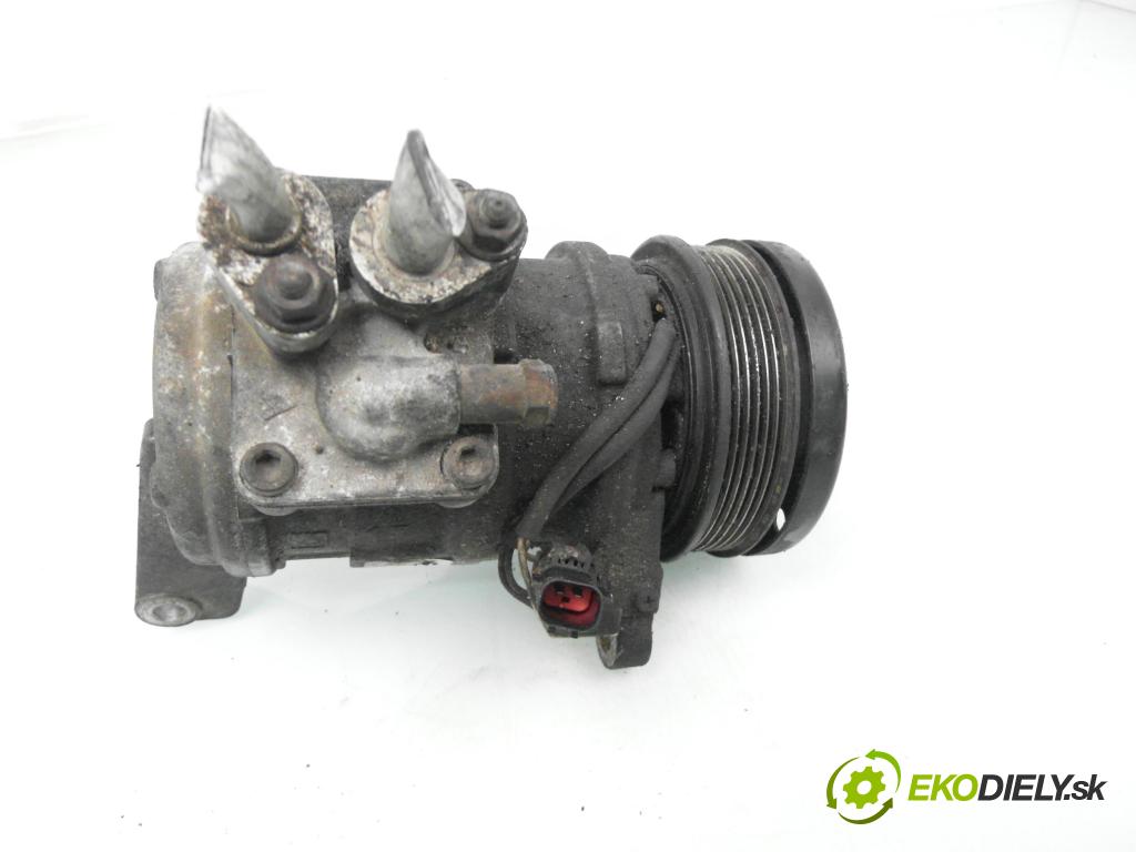 CHRYSLER VOYAGER / GRAND VOYAGER III (GS) MINIVAN 1996 128,00 3.3 Flexfuel - EGM 3301,00 KOMPRESOR: klimatizácie 10PA17J ; MC4472004213 (Kompresor klimatizácie)