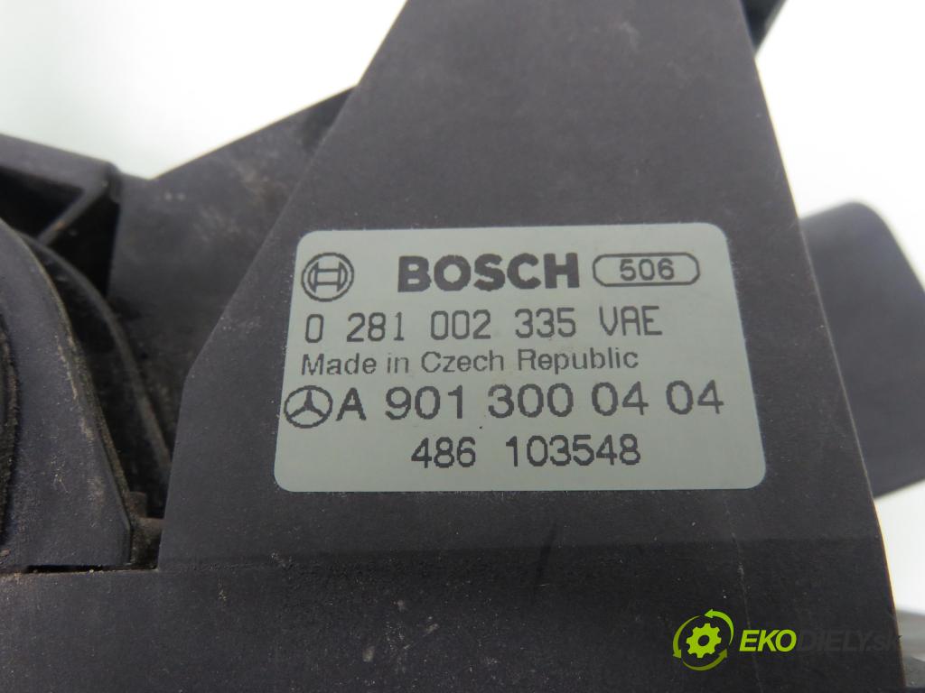MERCEDES-BENZ SPRINTER 2-t Platforma / podwozie (901, 902) KABINA/PLATFORMA 2004 60,00 208 CDI - OM 611.987 2148,00 potenciometr plynového pedálu 0281002335 ; 0281002335 (Potenciometr plynového pedálu)