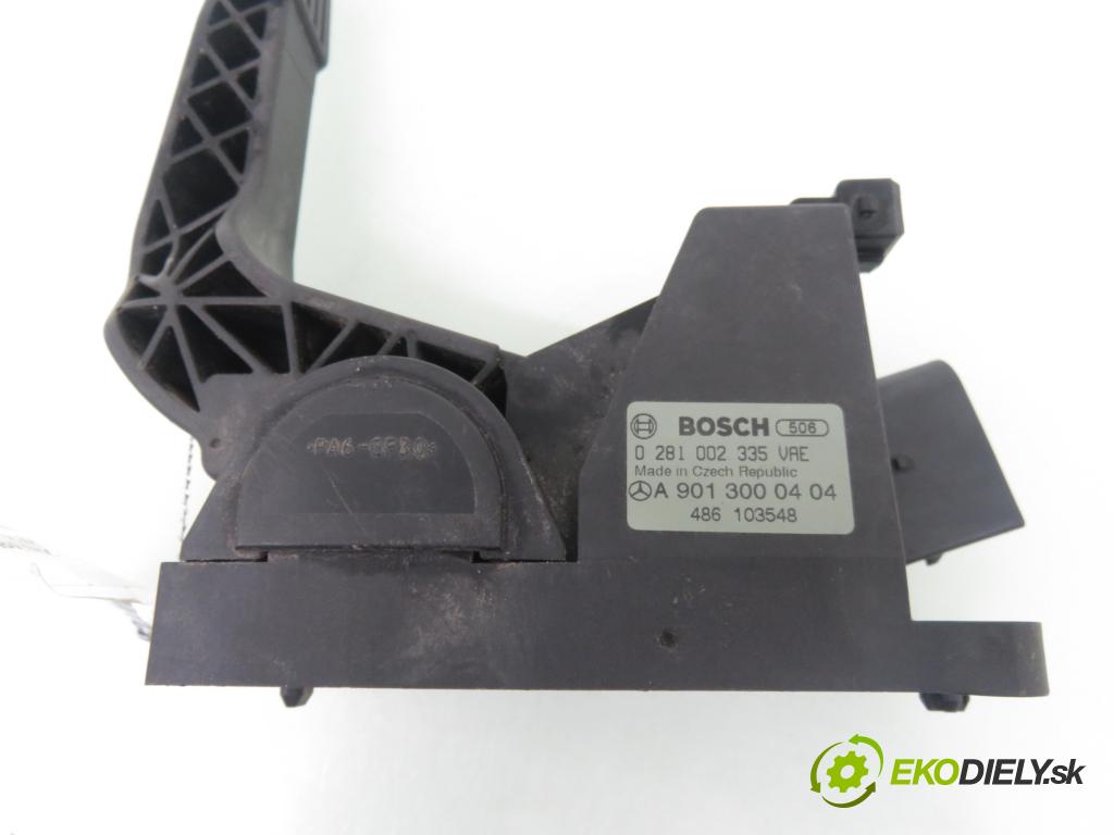 MERCEDES-BENZ SPRINTER 2-t Platforma / podwozie (901, 902) KABINA/PLATFORMA 2004 60,00 208 CDI - OM 611.987 2148,00 potenciometr plynového pedálu 0281002335 ; 0281002335 (Potenciometr plynového pedálu)