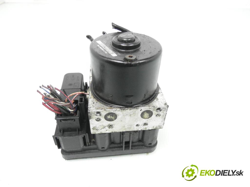 FORD FOCUS C-MAX (DM2) MINIVAN 2005 90,00 1.8 - QQDC 1798,00 Pumpa ABS 00001395E0 ; 10096001113 ; 3M512C405EA (Pumpa ABS)