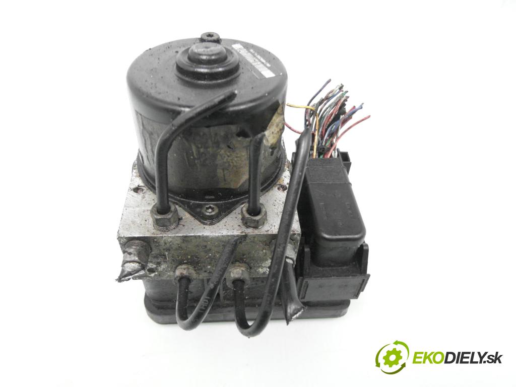 FORD FOCUS C-MAX (DM2) MINIVAN 2005 90,00 1.8 - QQDC 1798,00 Pumpa ABS 00001395E0 ; 10096001113 ; 3M512C405EA (Pumpa ABS)