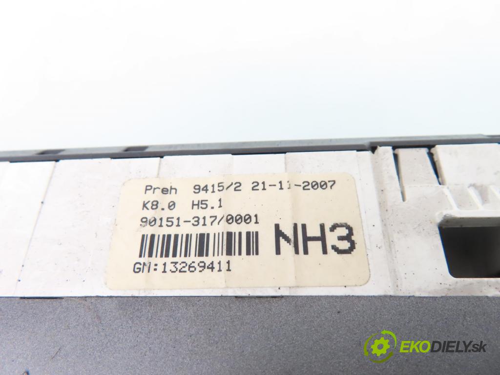 OPEL ZAFIRA B (A05) MINIVAN 2007 88,00 1.9 CDTI 8V 120 - Z 19 DT 1910,00 Panel kúrenia KLIMATRONIK 13269411