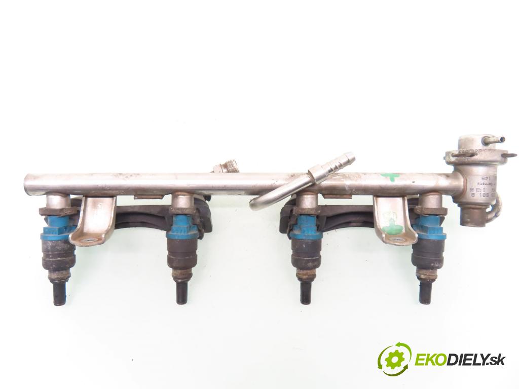 VW PASSAT B5 (3B2) SEDAN 1998 92,00 1.8 20V 125 - ADR 1781,00 lišta vstřikovací 058133551F ; 058133681B (Vstřikovací lišta)