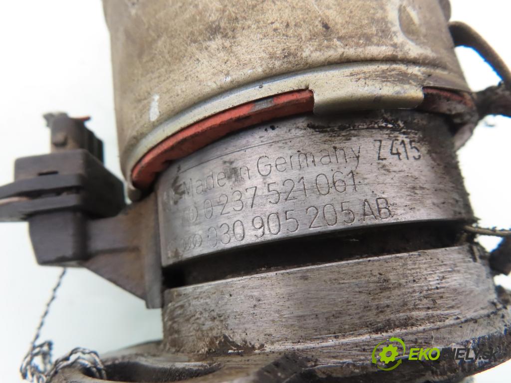 VW POLO (6N1) HB 1996 44,00 1.4 60 1390,00 rozdělovač ZAPALOVÁNÍ 0237521061 ; 030905205AB