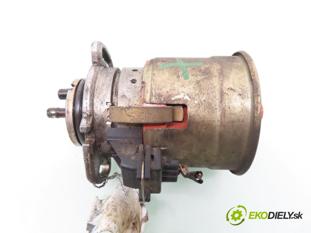 VW POLO (6N1) HB 1996 44,00 1.4 60 1390,00 rozdělovač ZAPALOVÁNÍ 0237521061 ; 030905205AB