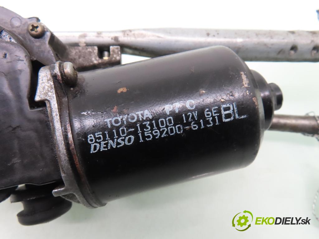 TOYOTA COROLLA Verso (_E12_) MINIVAN 2002 66,00 2.0 D-4D (CDE120_) - 1CD-FTV 1995,00 Motorček stieračov 8511013100 ; 1592006131