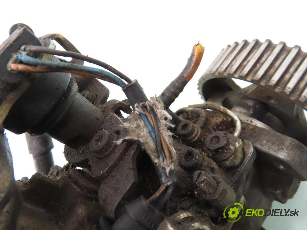 RENAULT LAGUNA I (B56_, 556_) LIFTBACK 2000 83,00 2.2 dT (B569) - G8T 760 2188,00 pumpa vstřikovací 0460494449 ; 7700107172 (Vstřikovací čerpadlo)