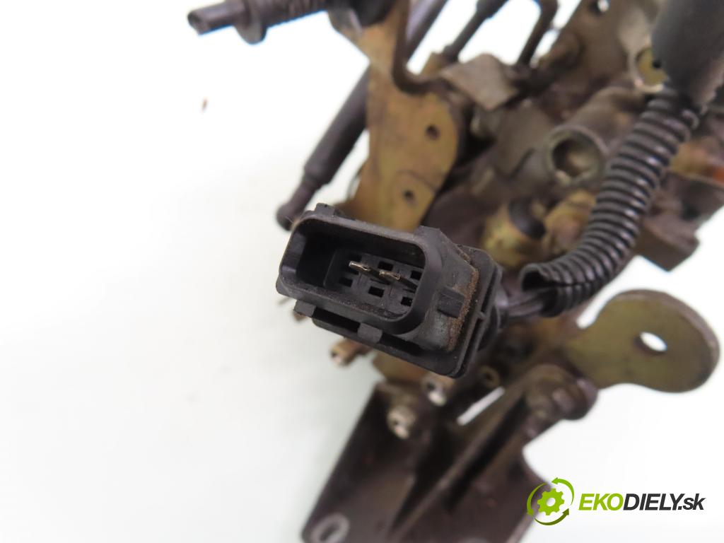 RENAULT LAGUNA I (B56_, 556_) LIFTBACK 2000 83,00 2.2 dT (B569) - G8T 760 2188,00 Pumpa vstrekovacia 0460494449 ; 7700107172 (Vstrekovacie čerpadlo)