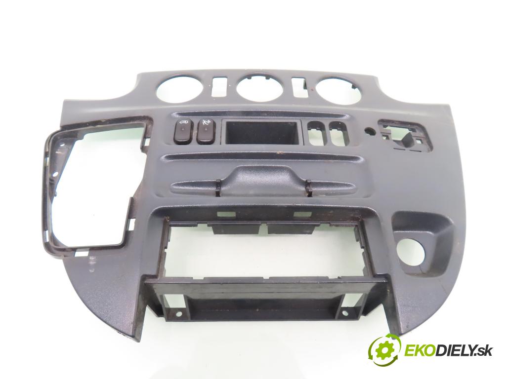 MERCEDES-BENZ SPRINTER 2-t Platforma / podwozie (901, 902) KABINA/PLATFORMA 2004 60,00 208 CDI - OM 611.987 2148,00 MEDIAN: A9016801807