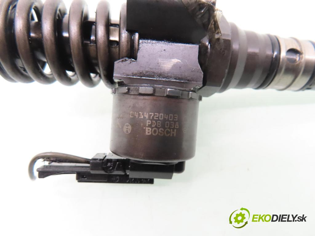 VW GOLF V (1K1) HB 2004 103,00 2.0 TDI 16V - BKD 1968,00 Vstrekovač 03G130073B ; 0414720403 (Vstrekovač paliva)