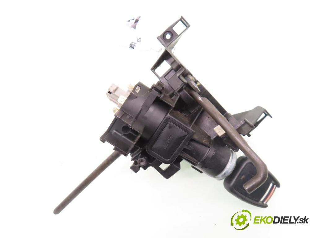 OPEL ZAFIRA A Nadwozie Wielkopojemne (MPV) (T98)  MINIVAN 2000 85,00 1.8 16V 116 - X 18 XE1 1796,00 spínačka 90589313 (Spínací skříňka)