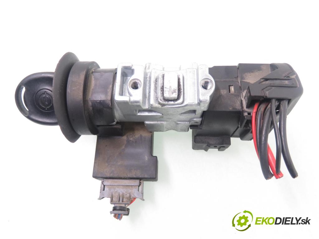 OPEL CORSA B (S93) HB 1999 40,00 1.0 i 12V 54 - X 10 XE 973,00 spinačka / imobilizéra IMMO / Riadiaca jednotka 0261204058 ; 90532609RY ; 09148300