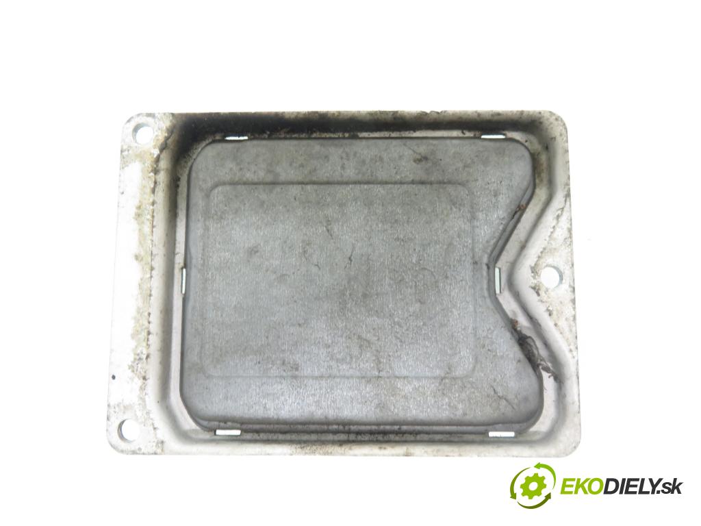 OPEL CORSA B (S93) HB 1999 40,00 1.0 i 12V 54 - X 10 XE 973,00 spinačka / imobilizéra IMMO / Riadiaca jednotka 0261204058 ; 90532609RY ; 09148300