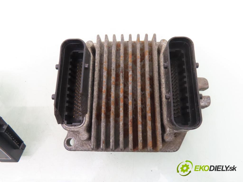 OPEL ASTRA G Kombi (T98) KOMBI 1998 66,00 1.4 16V - X 14 XE 1389,00 spinačka / imobilizéra IMMO / Riadiaca jednotka 09355909