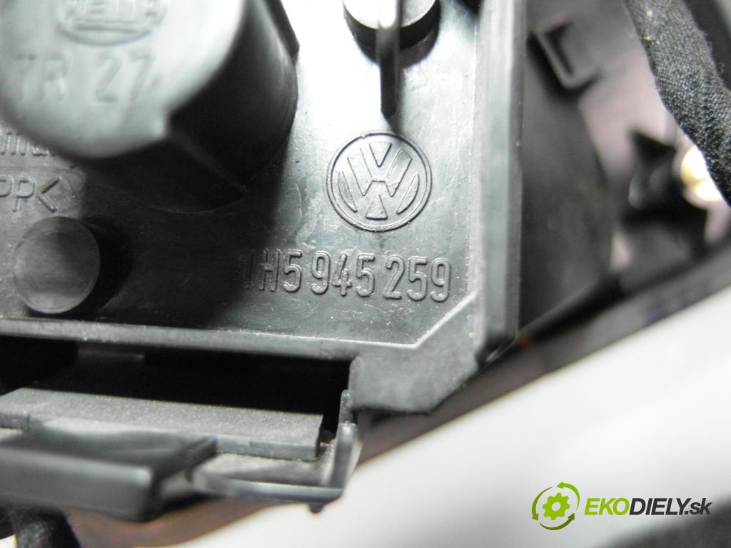 VW VENTO (1H2) SEDAN 1996 47,00 1.9 D 1896,00 Svetlo ľavé zadné kufor 140439 ; 1H5945259