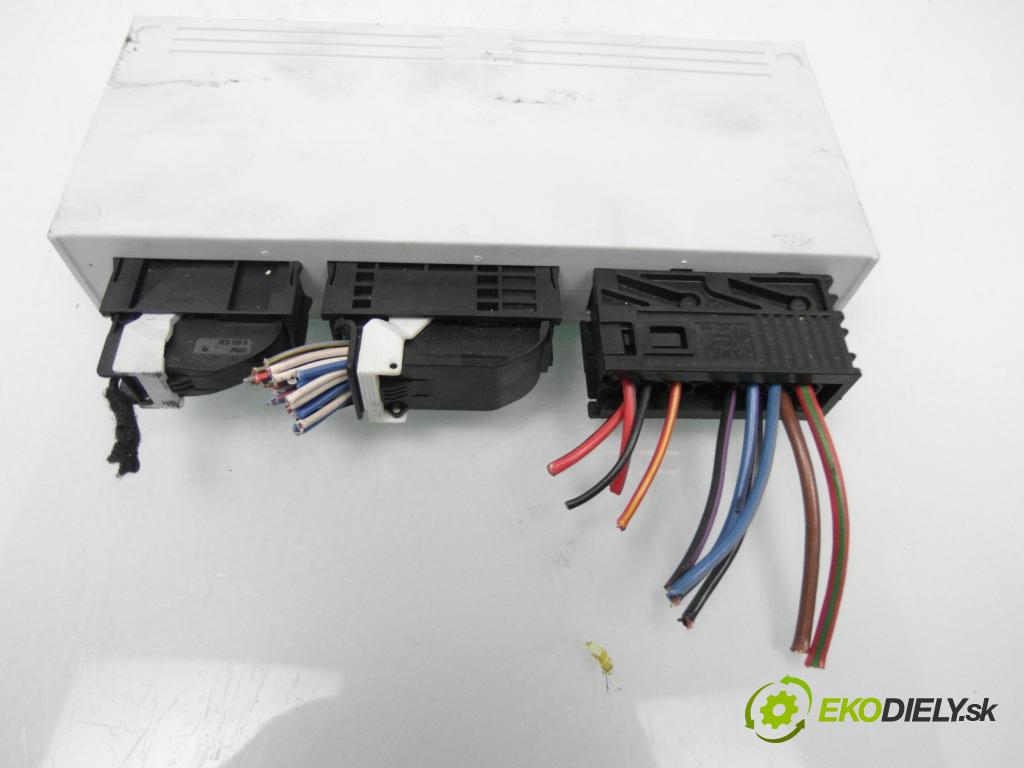 BMW 3 (E46) SEDAN 1999 100,00 320 d 136 - M47 D20 (204D1) 1951,00 MODUL komfortu 57762110 ; 61356923959