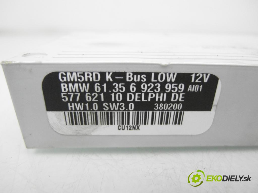 BMW 3 (E46) SEDAN 1999 100,00 320 d 136 - M47 D20 (204D1) 1951,00 MODUL komfortu 57762110 ; 61356923959