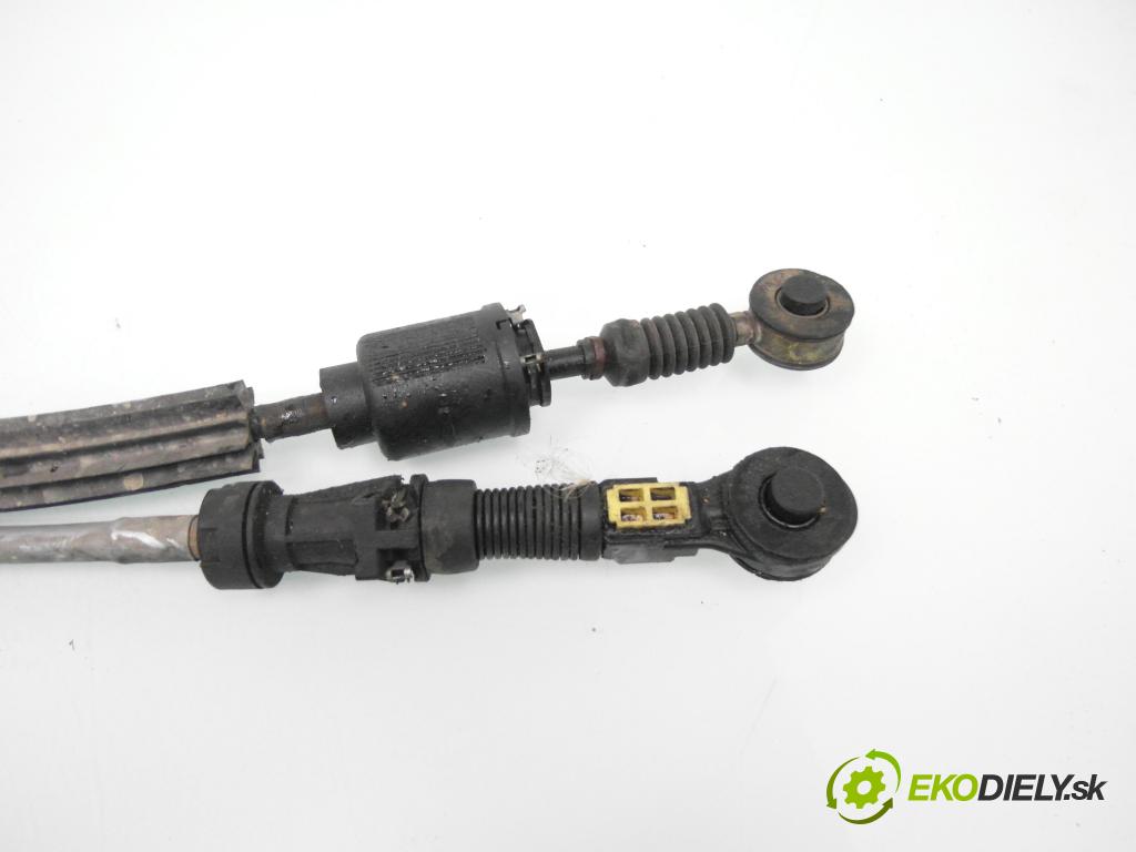 CITROEN C5 I Break (DE_) KOMBI 2003 85,00 1.8 16V (DE6FZB, DE6FZE) - 6FZ (EW7J4) 1749,00 ZVEDÁK: 