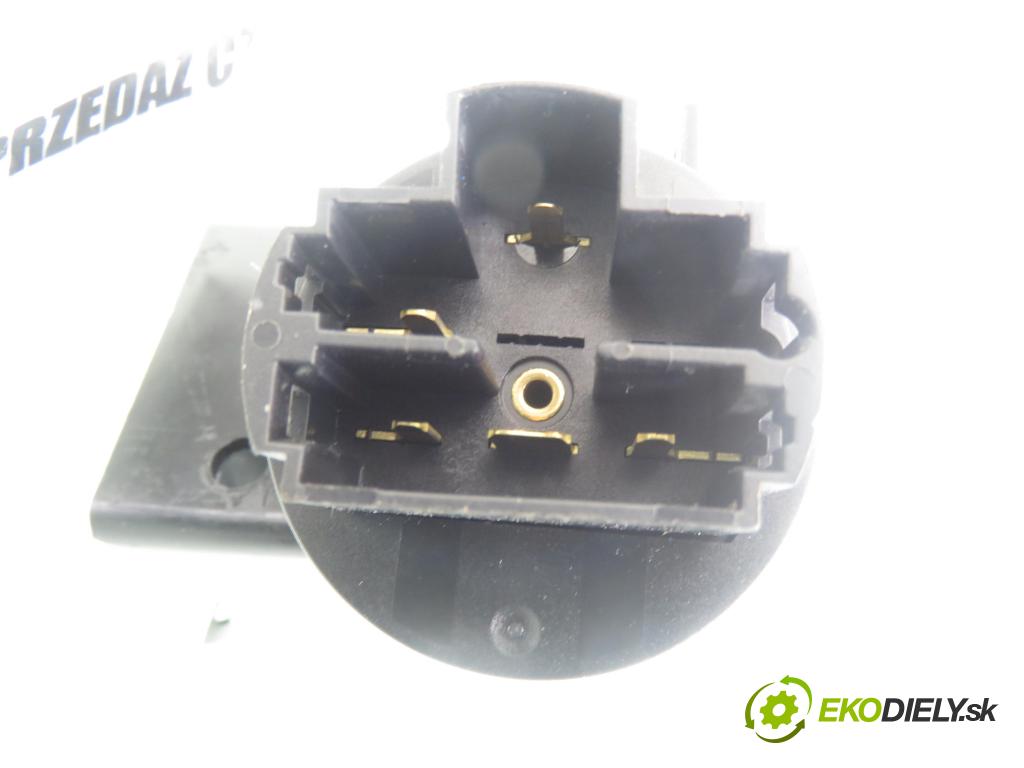 FIAT STILO (192_) HB 2004 76,00 1.6 16V 103 - 182 B6.000 1596,00 spinačka / imobilizéra IMMO / Riadiaca jednotka 51759028 ; 6160105403 ; 00467601520