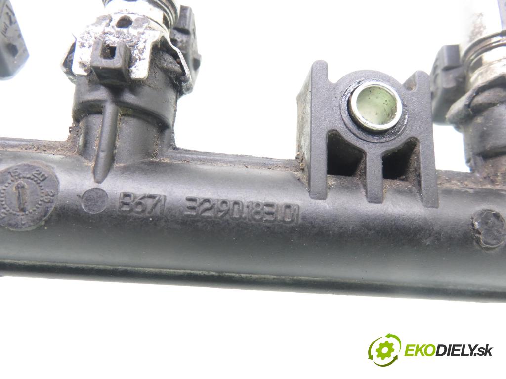 FIAT PANDA (169_) HB 2004 44,00 1.2 Natural Power - 188 A4.000 1242,00 Lišta vstrekovacia B6713219018301 (Vstrekovacia lišta)